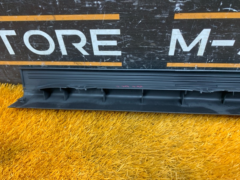 Накладка на порог салона, 300 рублей, Красноярск