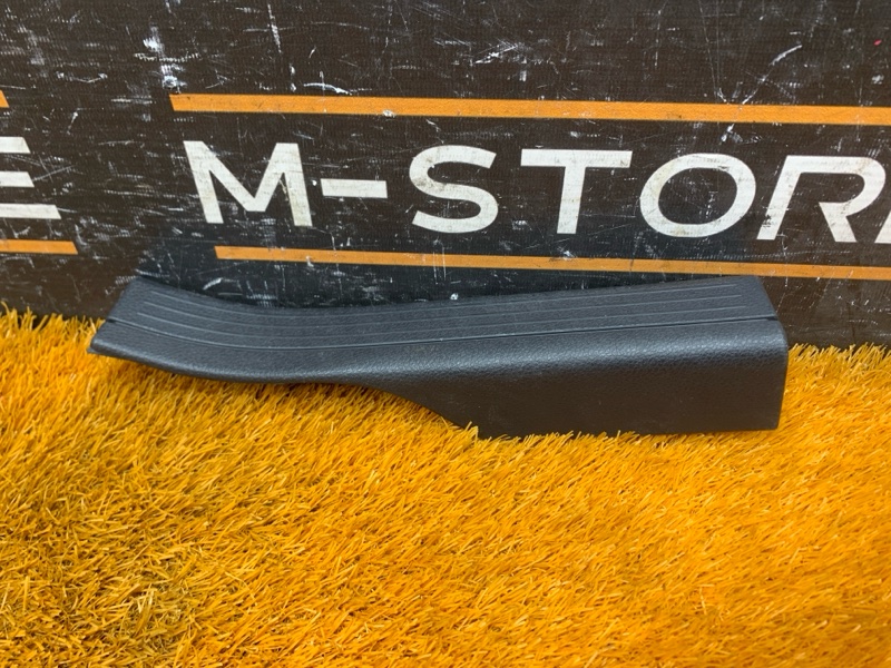 Накладка на порог салона, 350 рублей, Красноярск