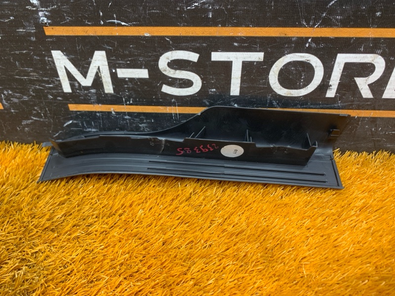 Накладка на порог салона, 350 рублей, Красноярск