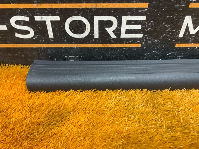 Накладка на порог салона, 500 рублей, Красноярск