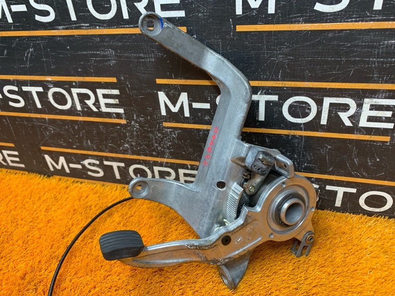 Педаль стояночного тормоза, 300 рублей, Красноярск