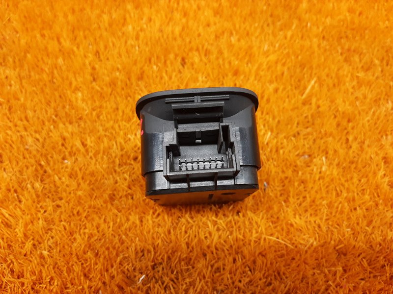 Кнопка стояночного тормоза, 1500 рублей, Красноярск