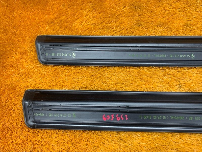 Накладка на порог салона, 2460 рублей, Красноярск