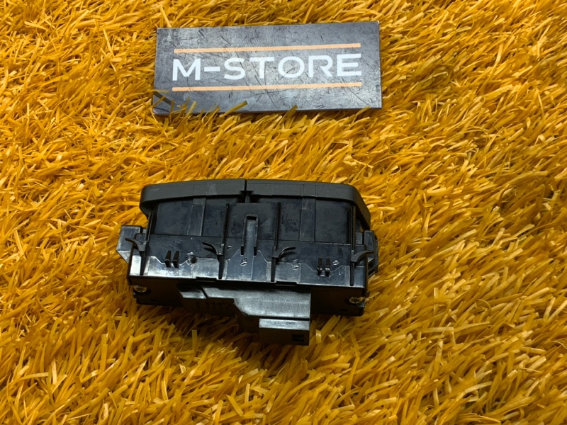 Кнопка центрального замка, 300 рублей, Красноярск