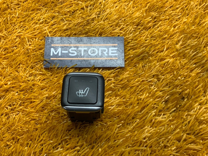 Кнопка подогрева сидений, 1000 рублей, Красноярск