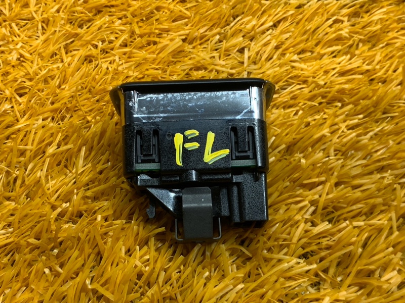 кнопка стеклоподъемника, 300 рублей, Красноярск