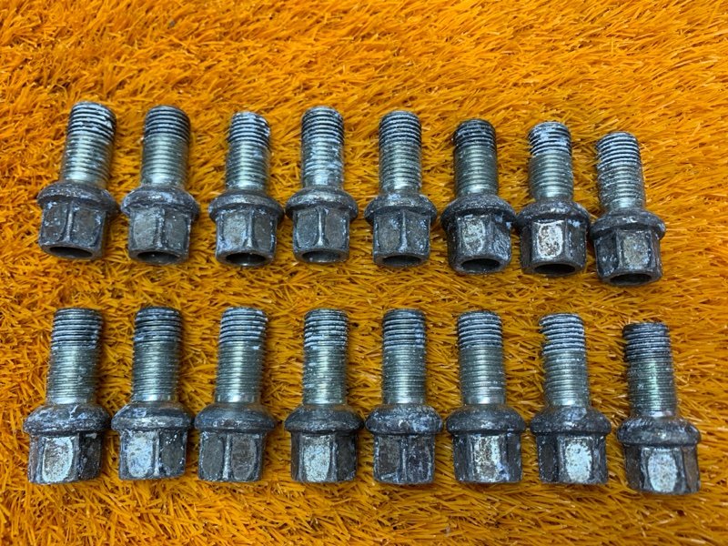 болт колесный, 1380 рублей, Красноярск