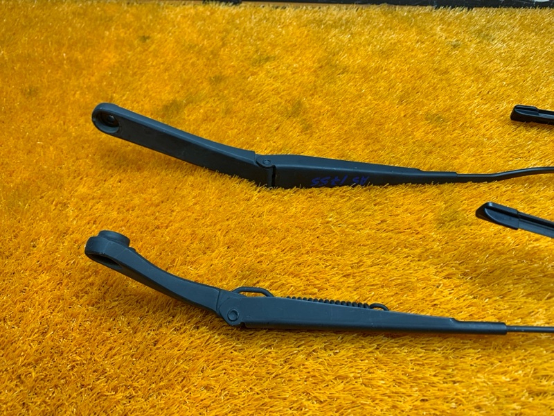 поводок стеклоочистителя, 830 рублей, Красноярск