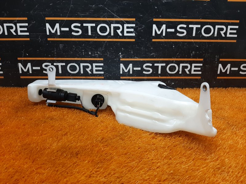 Бачок омывателя, 1000 рублей, Красноярск