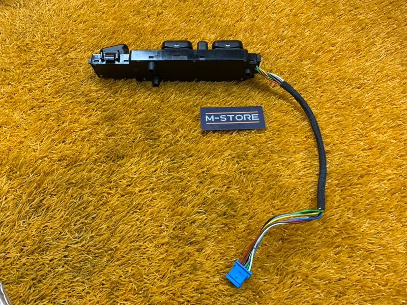 Блок управления стеклоподъемниками, 1000 рублей, Красноярск