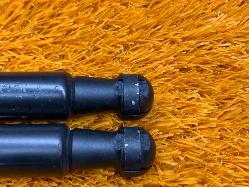 амортизатор капота, 1000 рублей, Красноярск