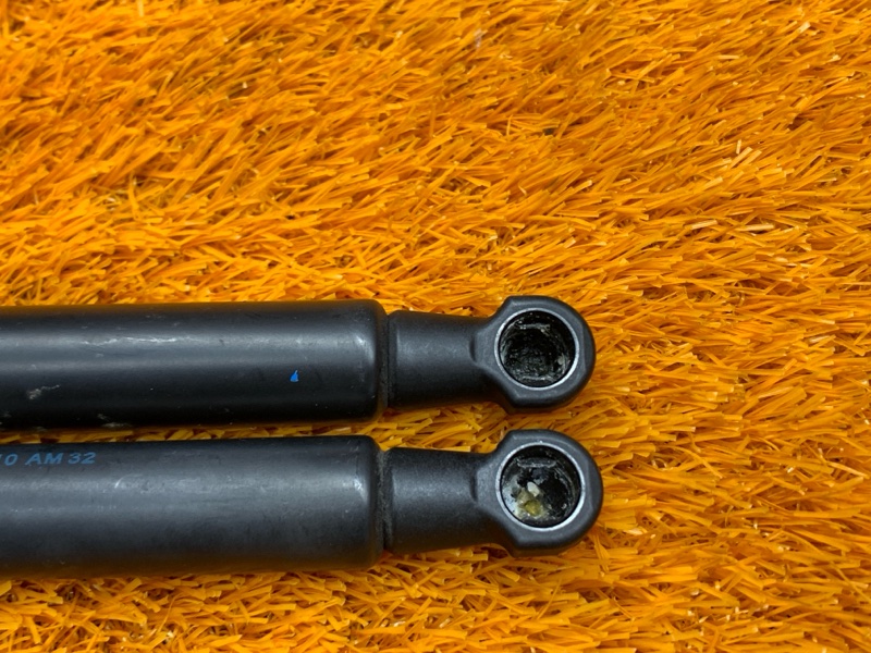 амортизатор капота, 1000 рублей, Красноярск