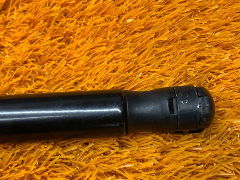 амортизатор капота, 500 рублей, Красноярск