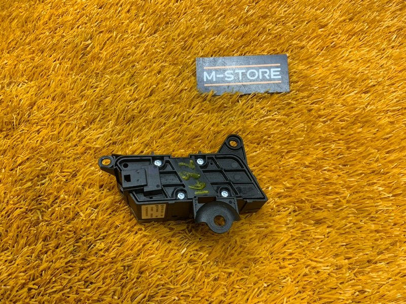 Кнопка центрального замка, 500 рублей, Красноярск