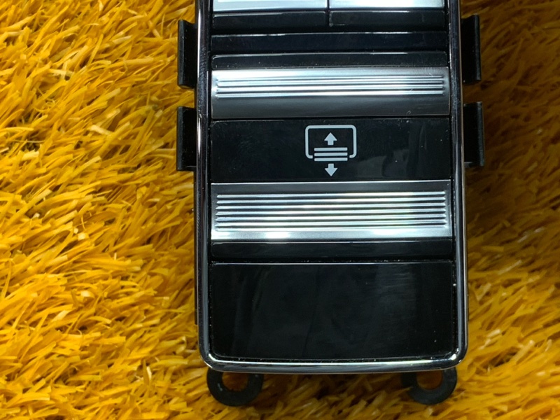 Блок управления стеклоподъемниками, 1000 рублей, Красноярск