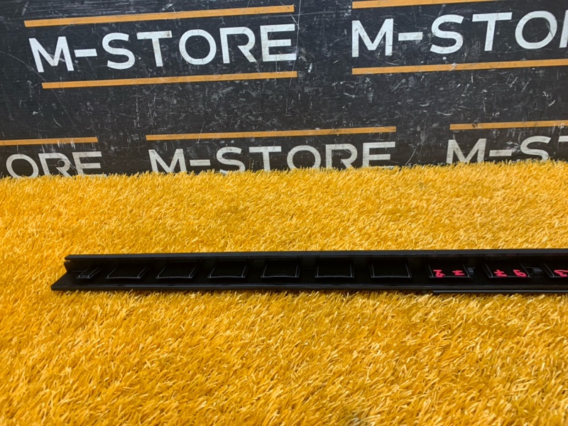 уплотнитель стекла двери, 720 рублей, Красноярск