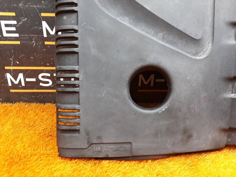 крышка двигателя, 2000 рублей, Красноярск