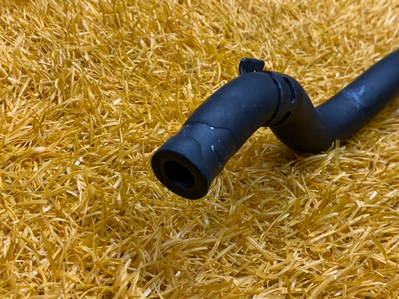 Патрубок картерных газов, 270 рублей, Красноярск