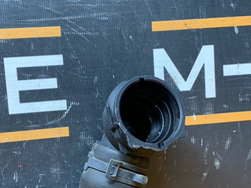 Патрубок радиатора нижний, 1340 рублей, Красноярск