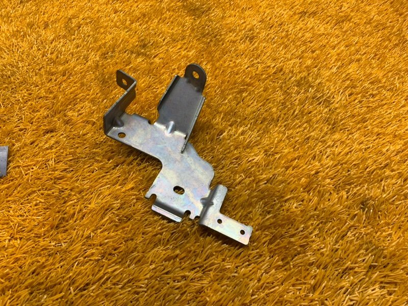 Кронштейн блока управления, 950 рублей, Красноярск