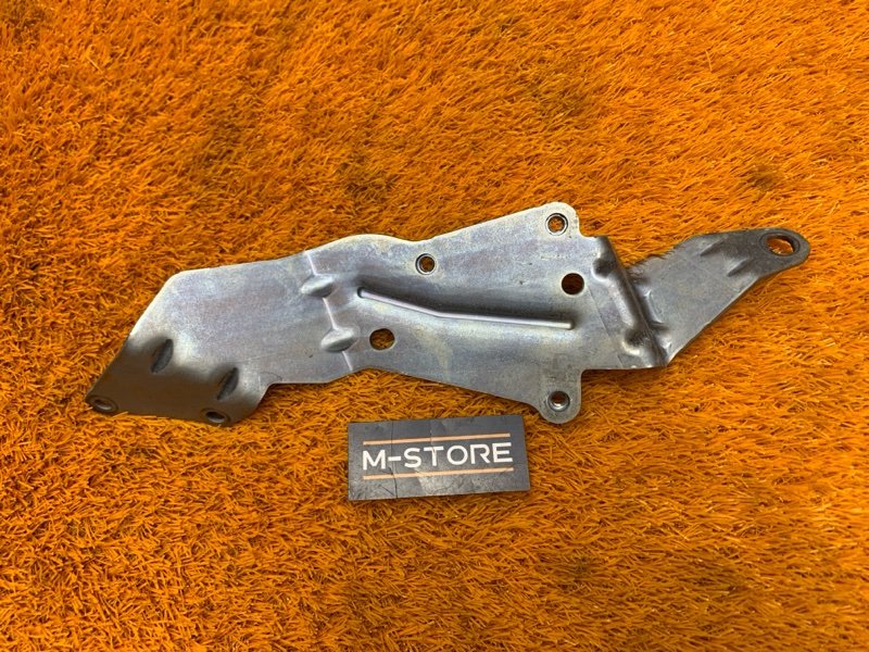 кронштейн, 300 рублей, Красноярск