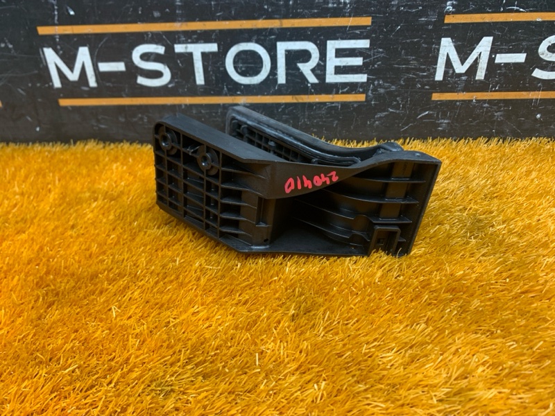 педаль газа, 2500 рублей, Красноярск