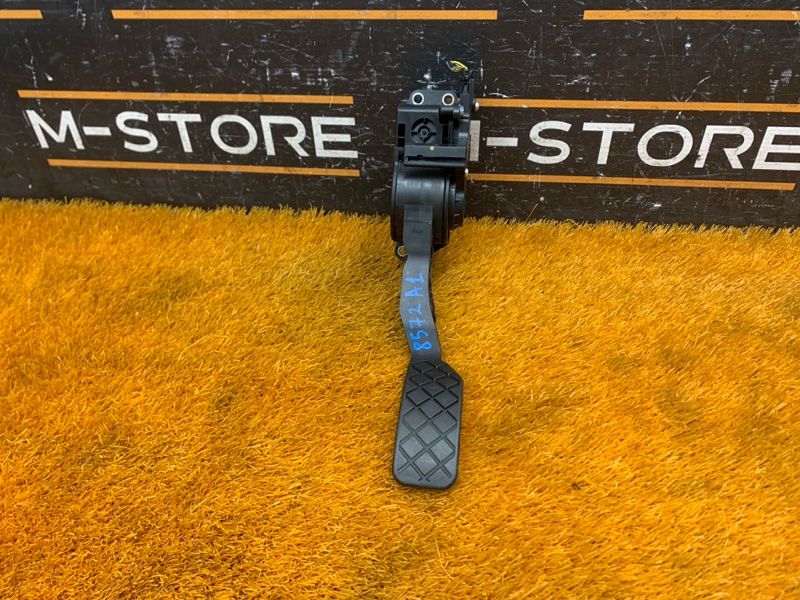 педаль газа, 1640 рублей, Красноярск