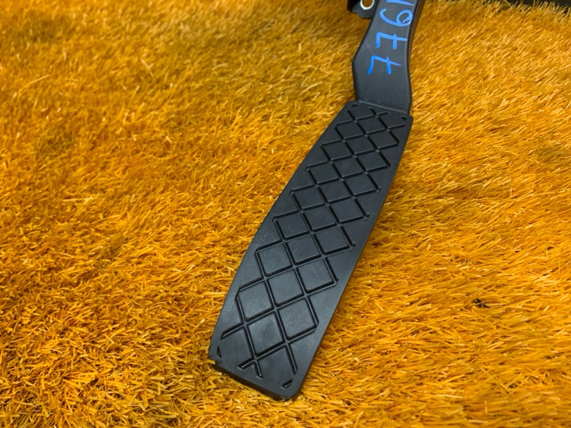 педаль газа, 500 рублей, Красноярск