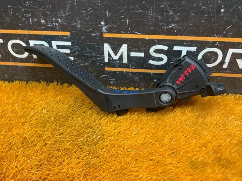 педаль газа, 500 рублей, Красноярск