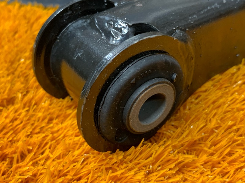 Рычаг подвески нижний, 1000 рублей, Красноярск