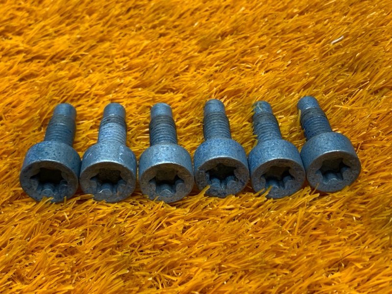 болт гидротрансформатора, 360 рублей, Красноярск