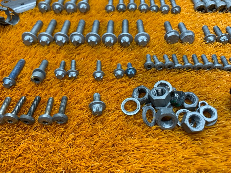 Болты и гайки ДВС, 1030 рублей, Красноярск