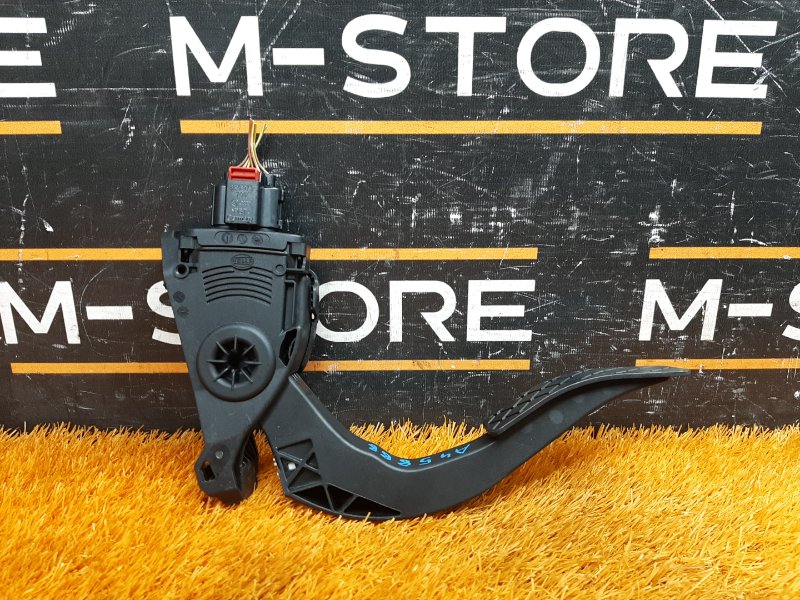 педаль газа, 500 рублей, Красноярск