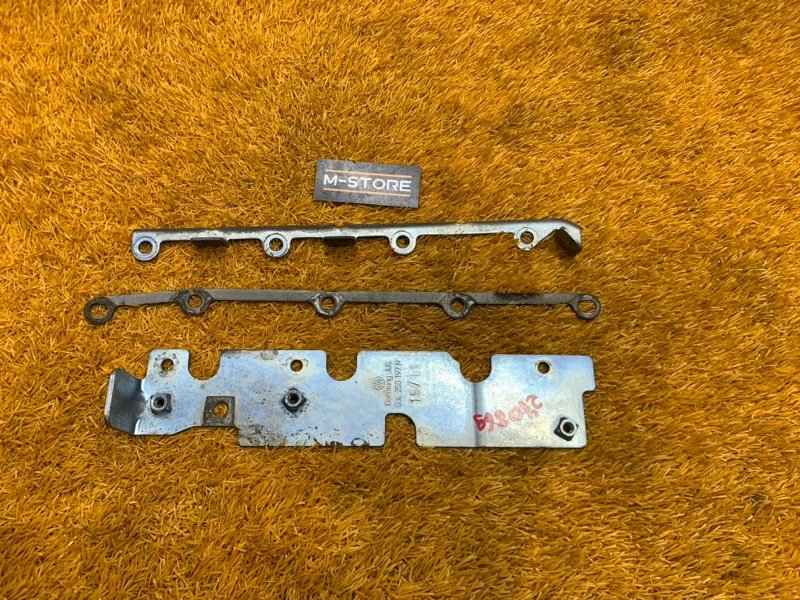 Кронштейн впускного коллектора, 500 рублей, Красноярск