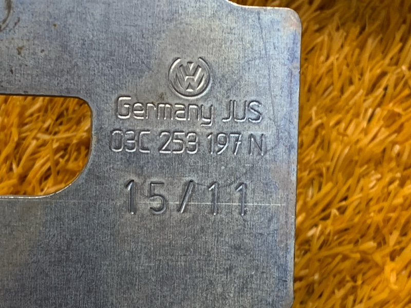 Кронштейн впускного коллектора, 500 рублей, Красноярск