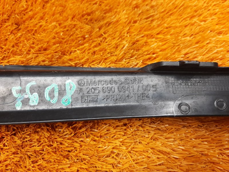 Водосток багажника, 1180 рублей, Красноярск