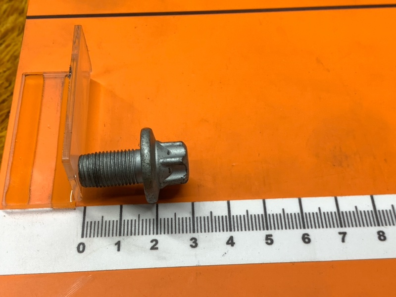 болт гидротрансформатора, 490 рублей, Красноярск