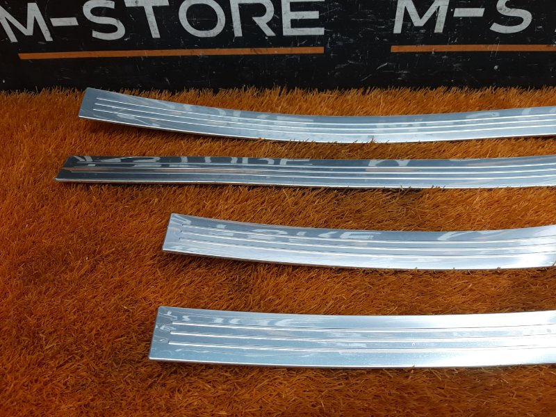 Накладка на порог салона, 1300 рублей, Красноярск