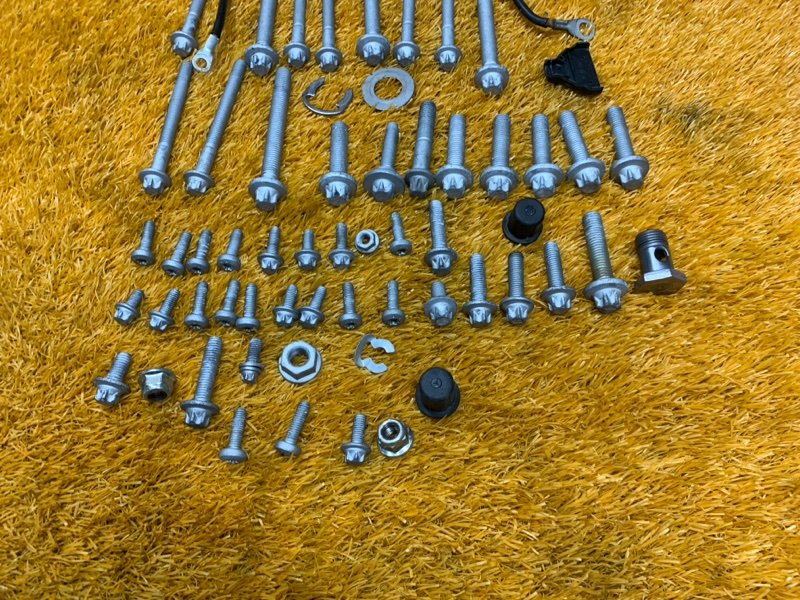 Болты и гайки ДВС, 950 рублей, Красноярск