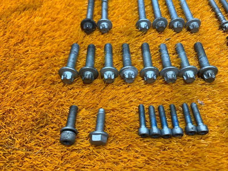 Болты и гайки ДВС, 640 рублей, Красноярск