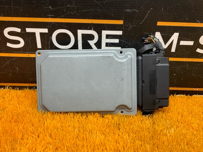 блок управления подвеской, 2000 рублей, Красноярск