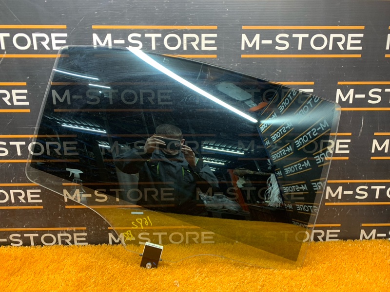 Стекло боковое, 4090 рублей, Красноярск