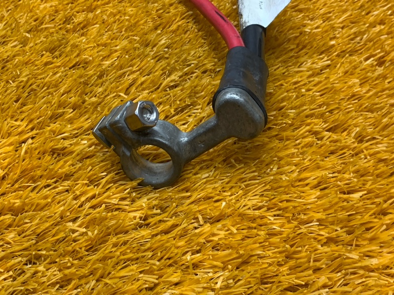 Клемма аккумулятора плюс, 500 рублей, Красноярск