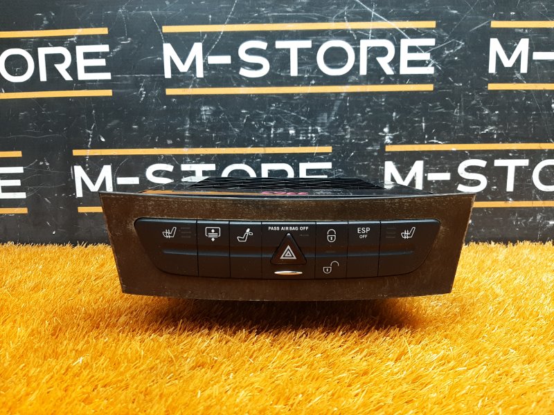 Блок кнопок (подогрев сидений), 900 рублей, Красноярск