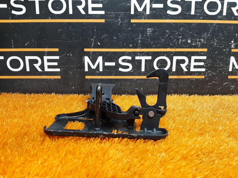 замок капота, 500 рублей, Красноярск