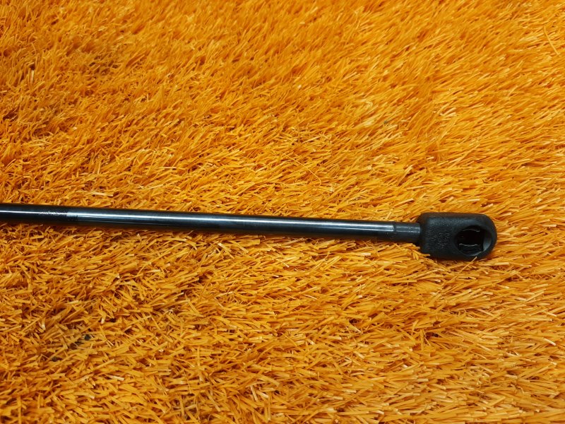 амортизатор капота, 500 рублей, Красноярск