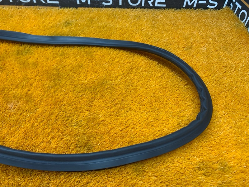 Уплотнитель капота, 800 рублей, Красноярск