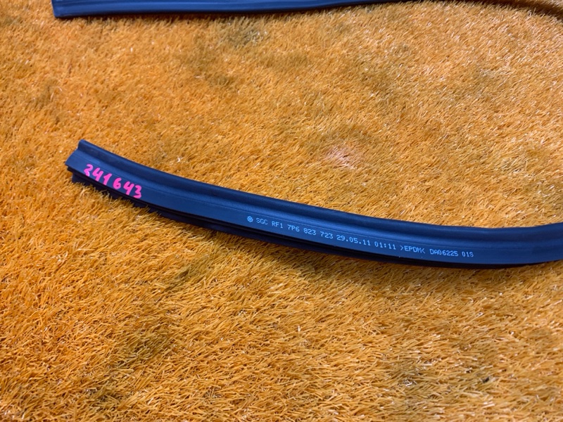 Уплотнитель капота, 800 рублей, Красноярск