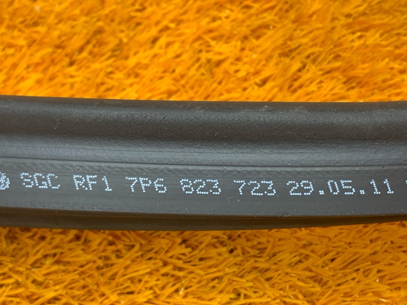 Уплотнитель капота, 800 рублей, Красноярск