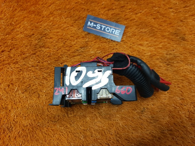 блок предохранителей, 300 рублей, Красноярск